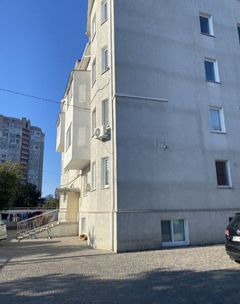 Apartment on Kosmonavta Komarova Street