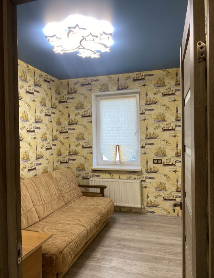 Apartment on Kosmonavta Komarova Street