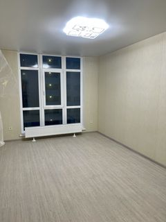 Apartment on Vorobyova Street