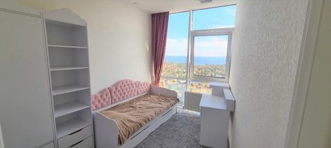 Penthouse on Marselskaya Street
