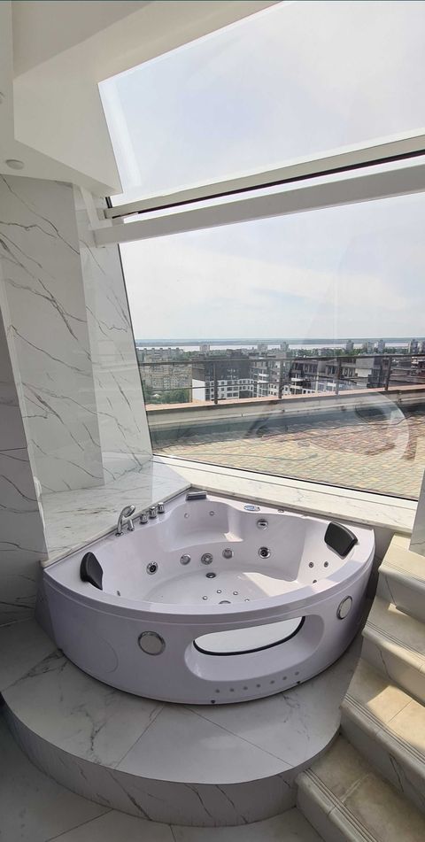 Penthouse on Marselskaya Street