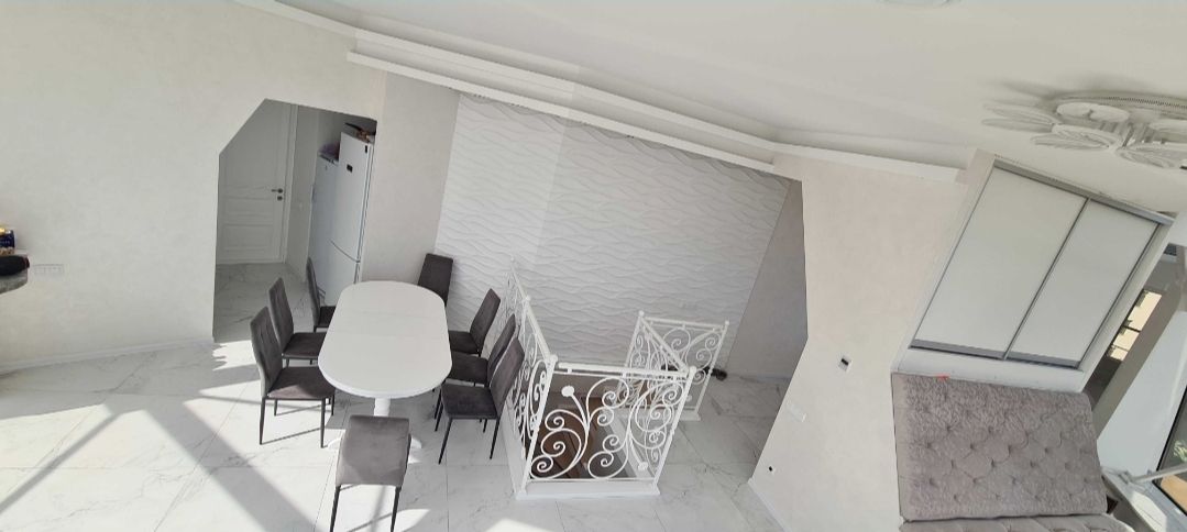Penthouse on Marselskaya Street