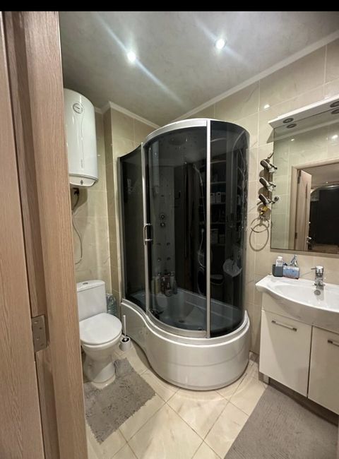 Apartment on General Bocharov Street