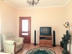 Продам 3-х кімнатну з капремонтом вул.К.Луніна /Адмиральский пр-т