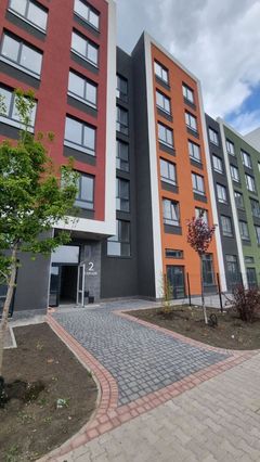 Apartment on General Bocharov Street