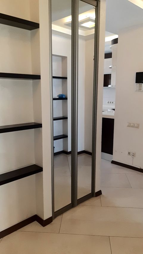 Apartment on Zabolotny Street