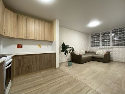 Apartment on Semyon Paliy Street