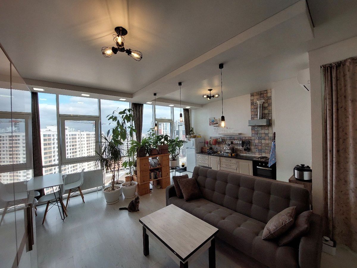 Apartment on Perlynna Street