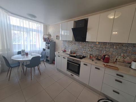 Apartment on Dyukivska Street