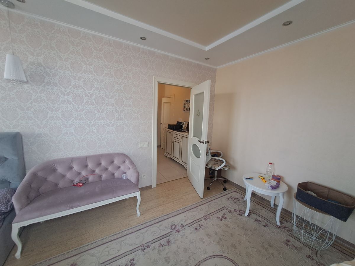 Apartment on Dyukivska Street