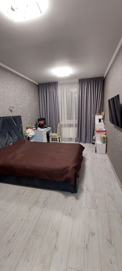 Apartment on Lyustdorfskaya Street