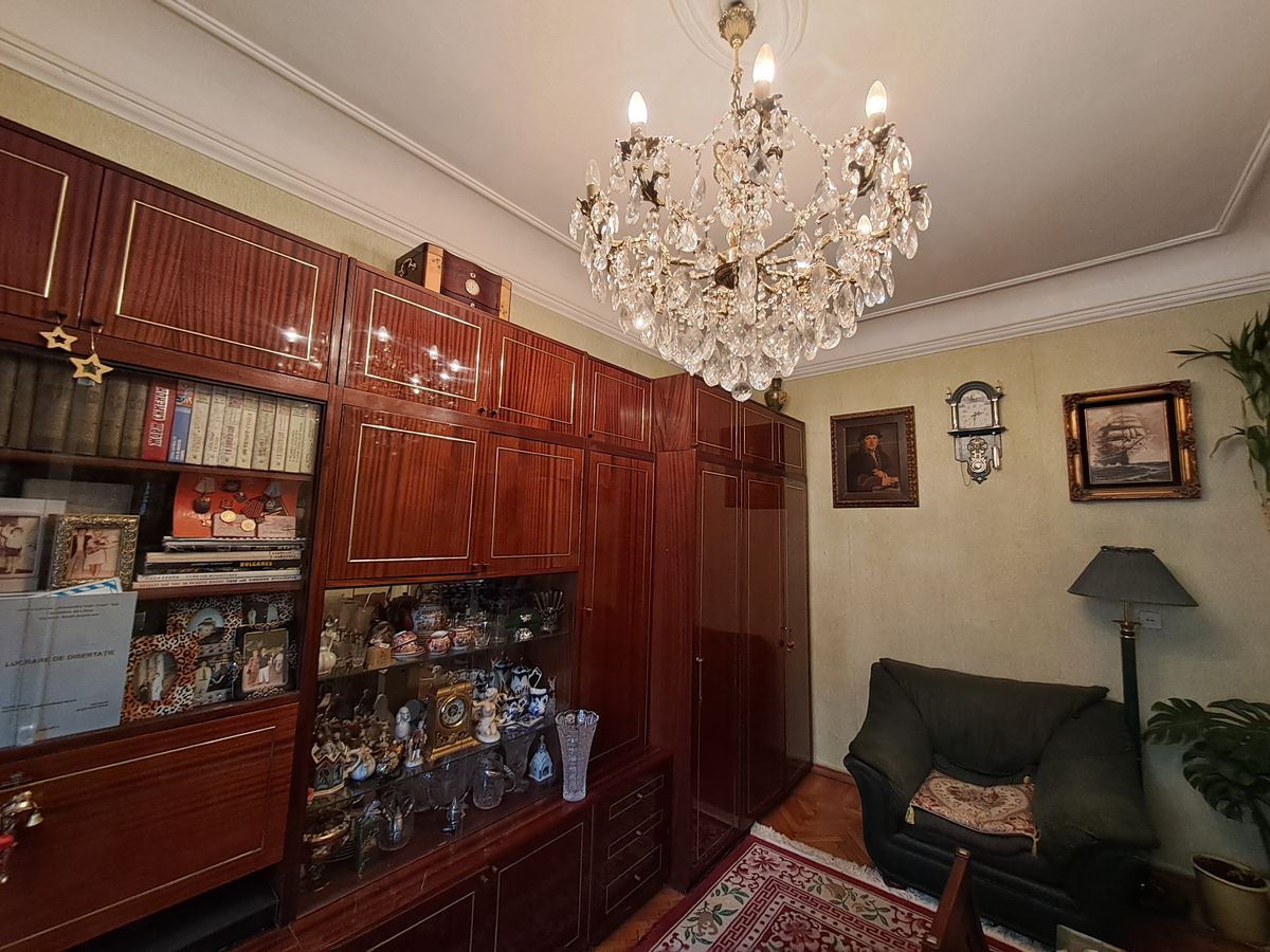 Apartment on Gretska Street