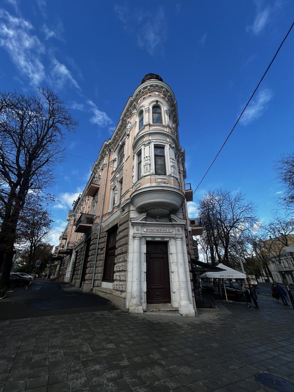A luxurious apartment on Preobrazhenskaya/Mayakovskogo Street