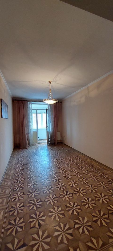 Apartment on Atomna Golovatogo Street