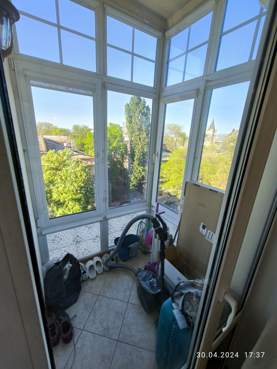 Apartment on Zhukovsky Street.