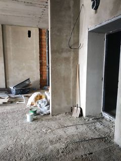Two-level apartment on Zooparkova Street