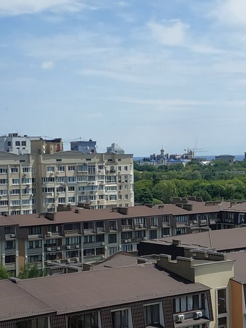 Two-level apartment on Zooparkova Street