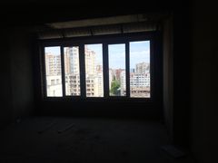 Two-level apartment on Zooparkova Street
