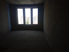 Two-level apartment on Zooparkova Street