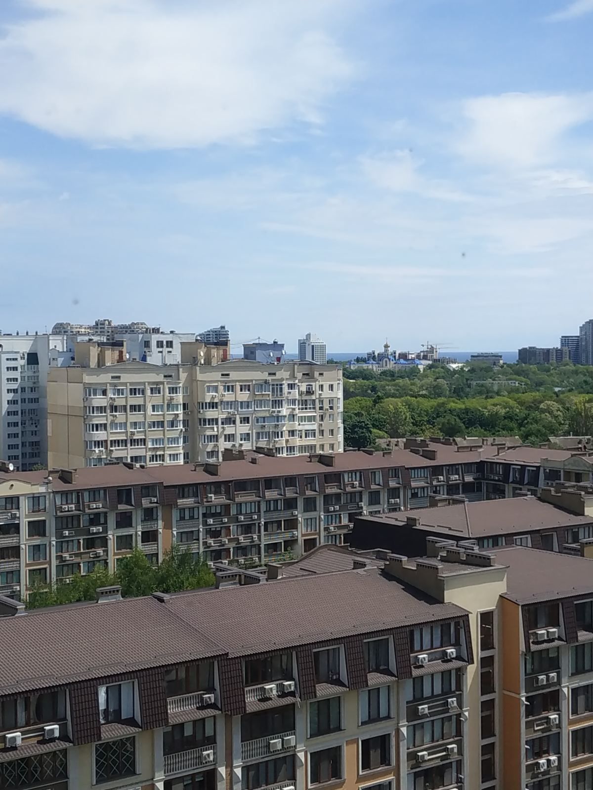 Two-level apartment on Zooparkova Street