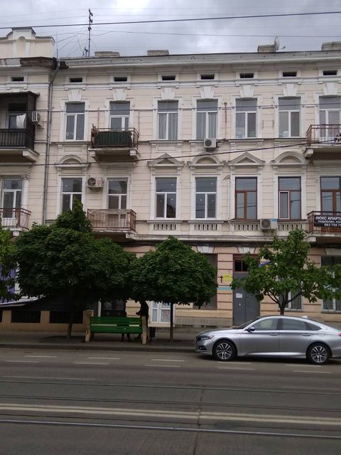 Apartment on Tiraspolskaya Street