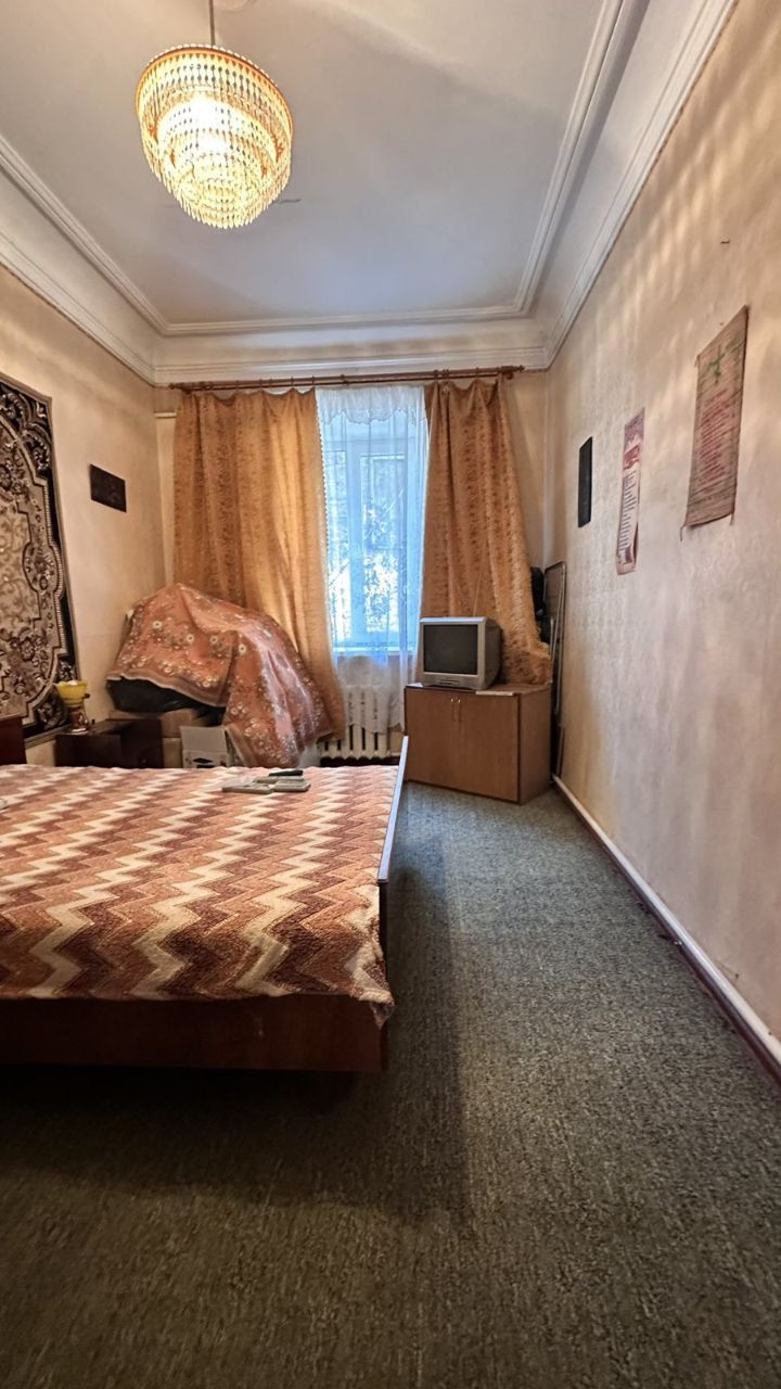 Квартира на Богдана Хмельницького вул.