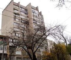 Квартира на Леонтовича вул.