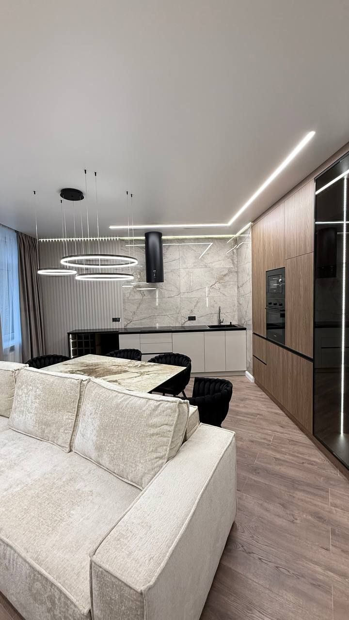 Apartment on Krasnova Street, 60 Zhemchuzhina Residential Complex
