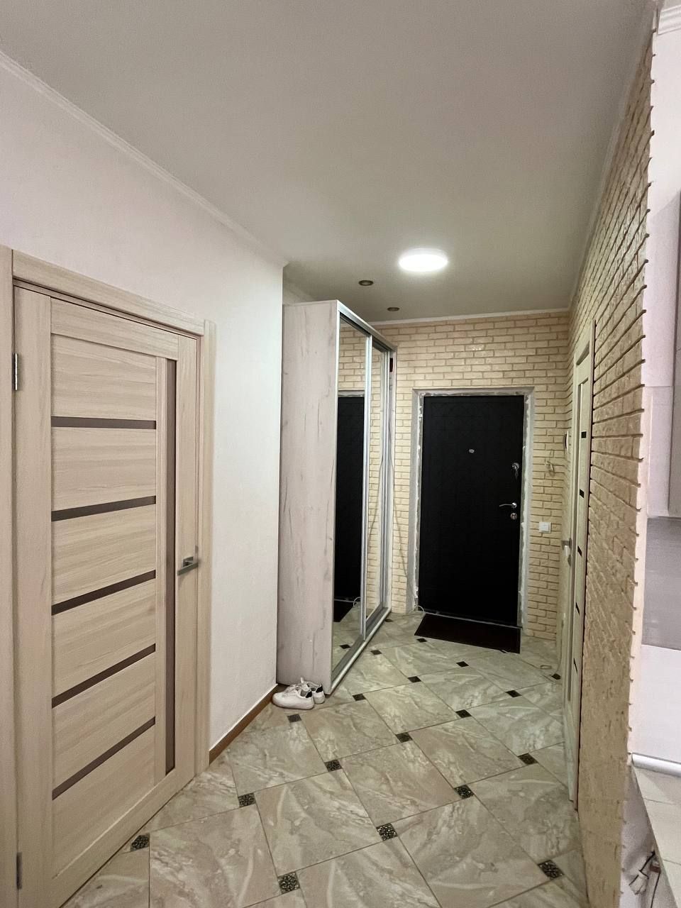 Apartment on Marselskaya Street