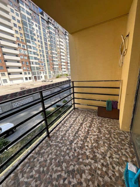 Apartment on Marselskaya Street