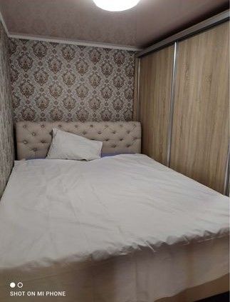 Apartment on 10 Kvitnya Street