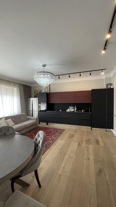 Apartment on Pedagogichna Street