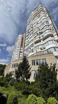 Apartment on Pedagogichna Street