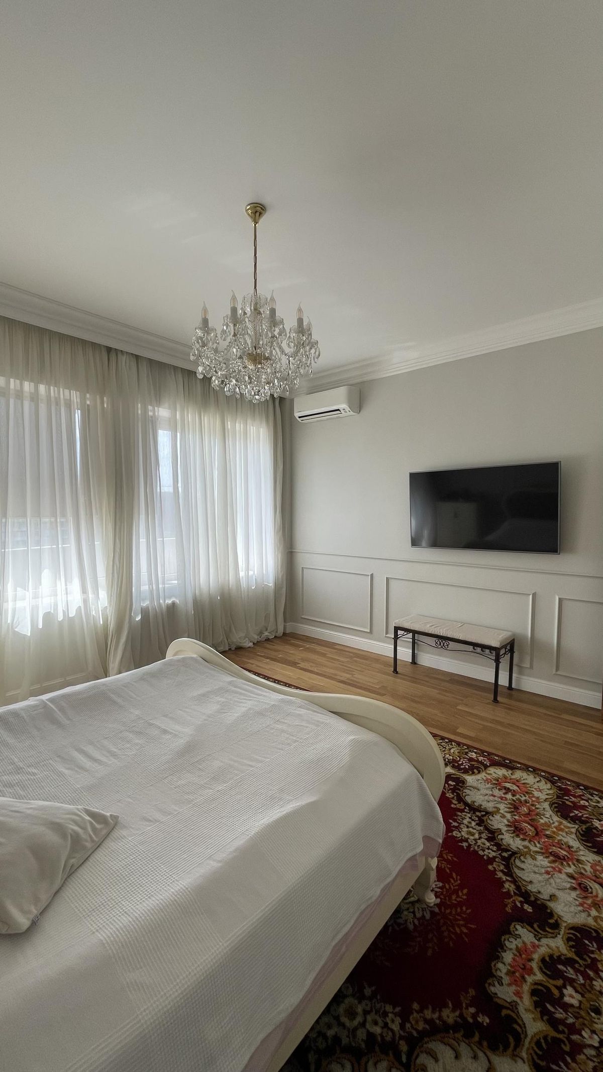 Apartment on Pedagogichna Street