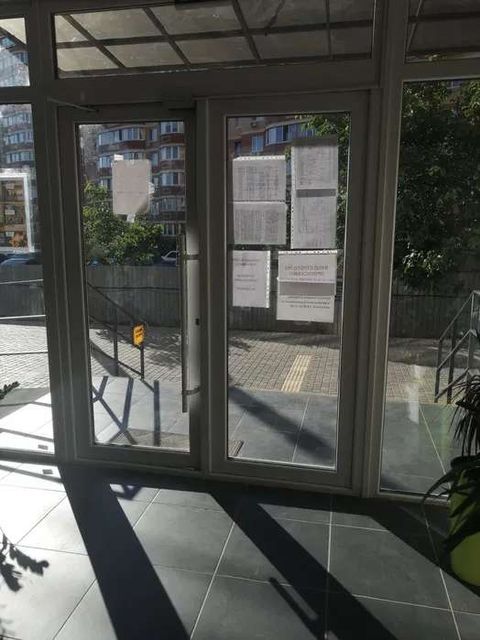 Apartment on Shkilna Street