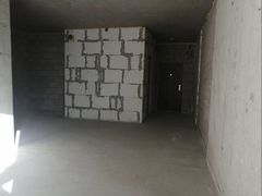 Apartment on Shkilna Street