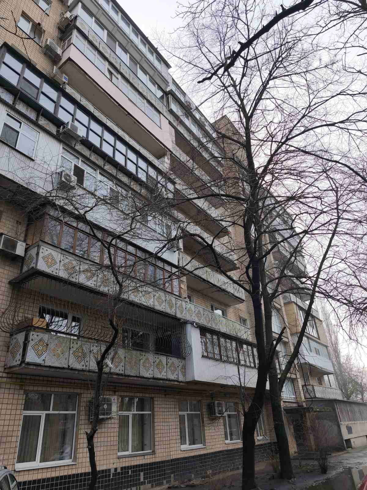 Квартира на Посмітного вул.