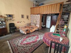 Квартира на Караванського С. вул.