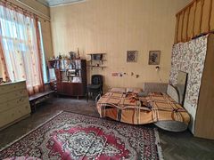 Квартира на Караванського С. вул.