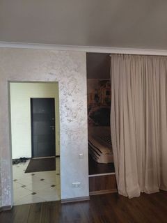 Квартира на Середня вул.