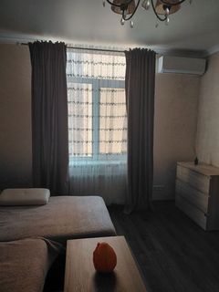 Квартира на Середня вул.