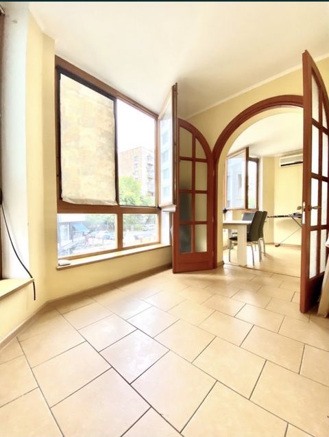 Apartment on Shady Street