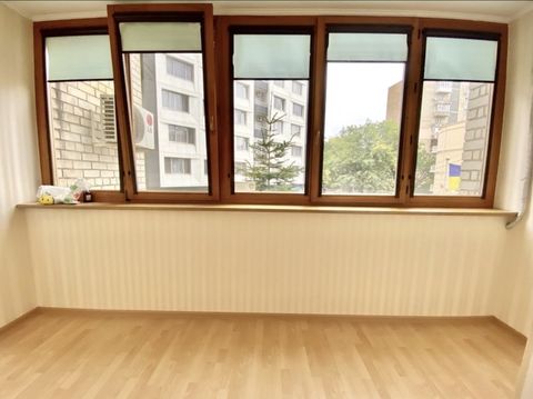 Apartment on Shady Street