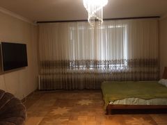 Дом на Атаманюка ул.