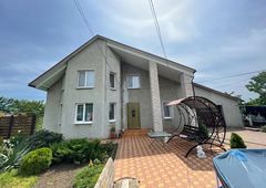 Будинок на Дачна вул.