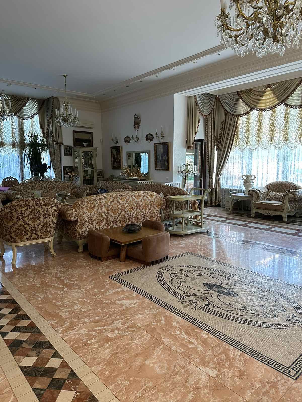 Продам шикарный дом в Совиньон 3