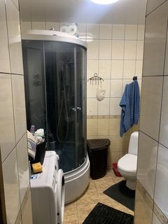 Продаж будинка на Патриотична вул.
