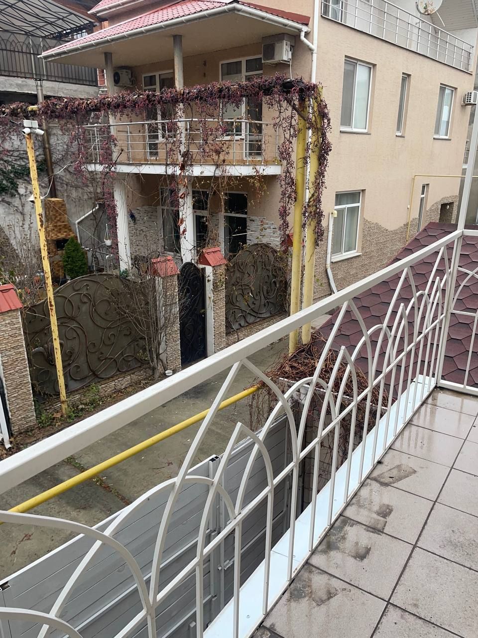 Будинок на Чорноморська дорога вул. кооп. Посейдон