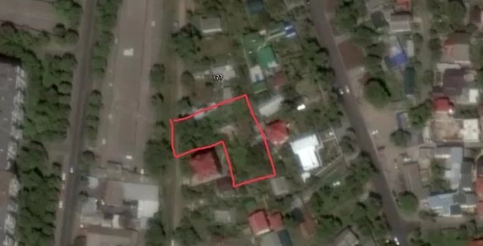 A plot of land on Lyustdorfskaya Road