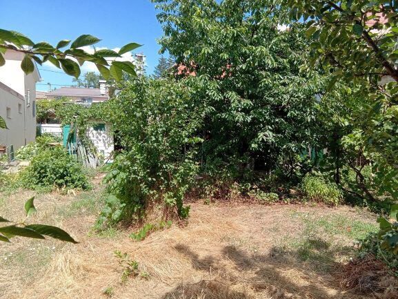 Land plot on Fontanska Road